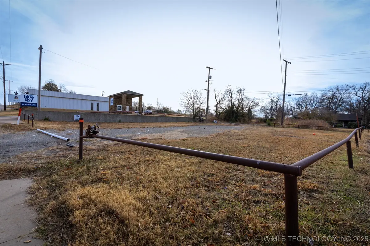 000 E Broadway Street, Drumright, OK 74030 - Image #1