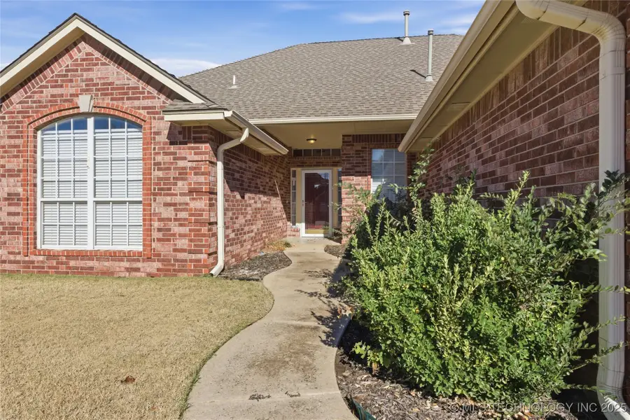 8809 NW 115th Street, Oklahoma City, OK 73162 - Image #3