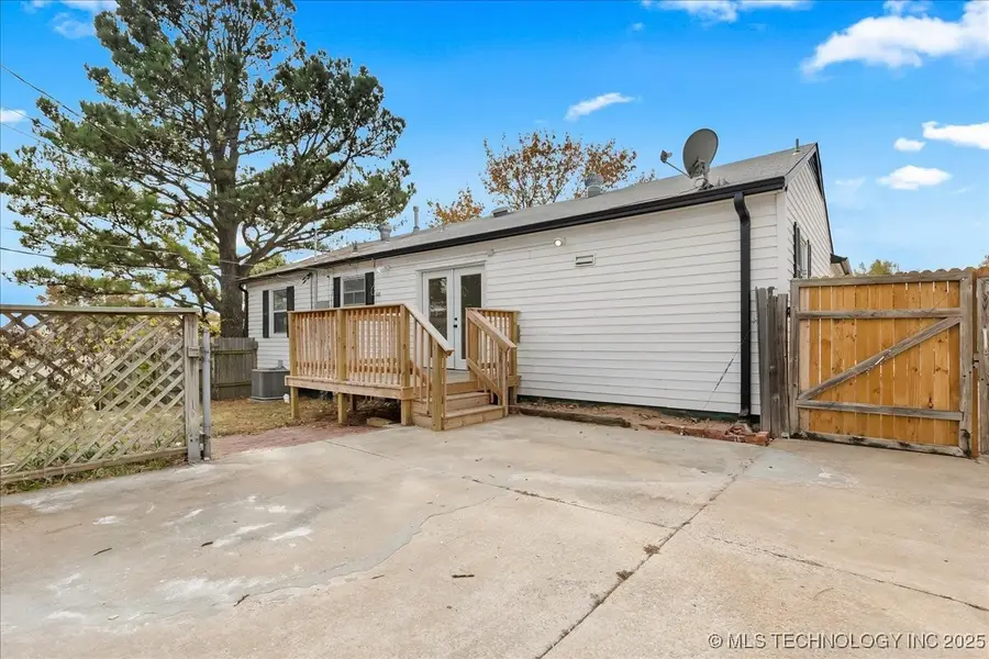 519 S 73rd East Avenue, Tulsa, OK 74112 - Image #2