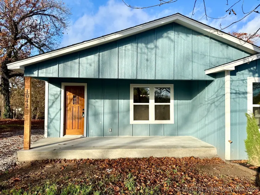 1042 N Valley Drive, Sand Springs, OK 74063 - Image #2