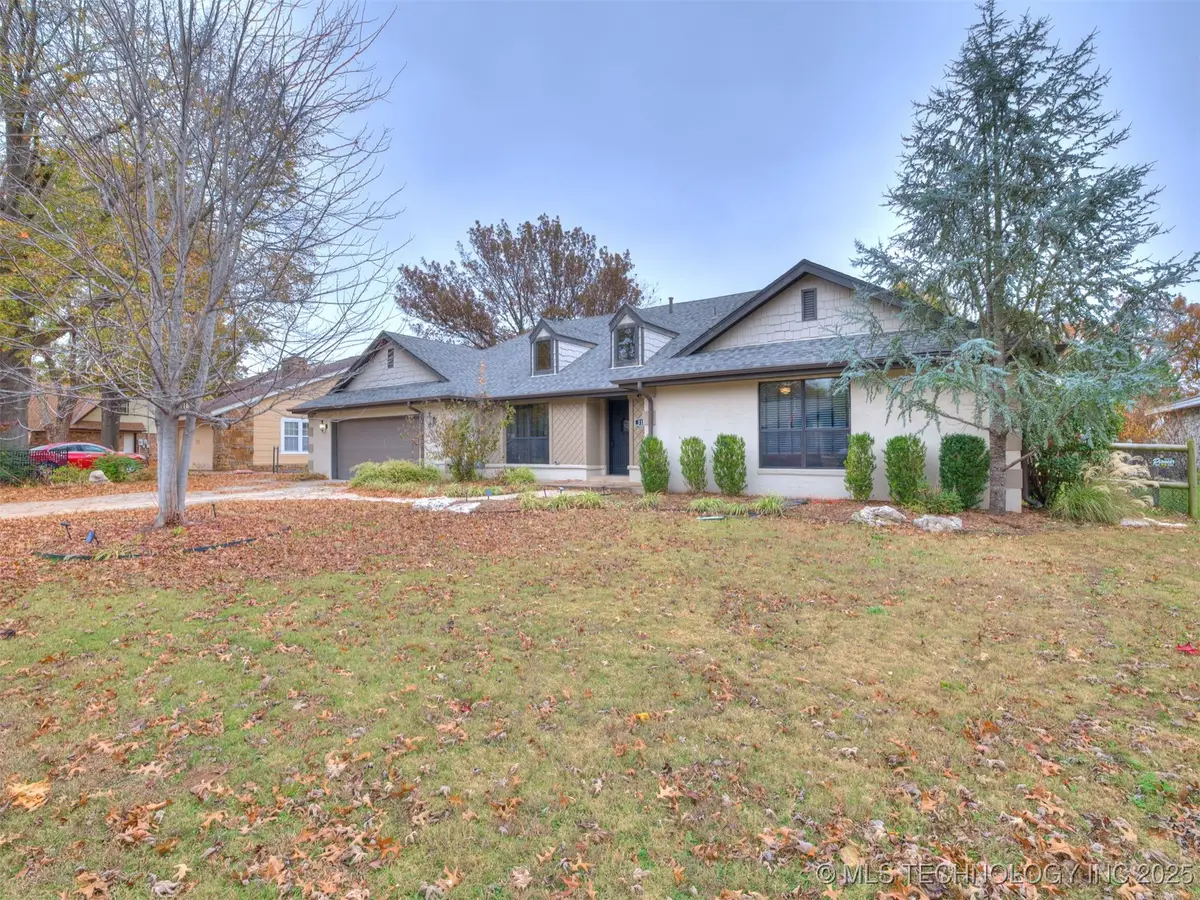 517 Meadowood Drive, Broken Arrow, OK 74011 - Image #1