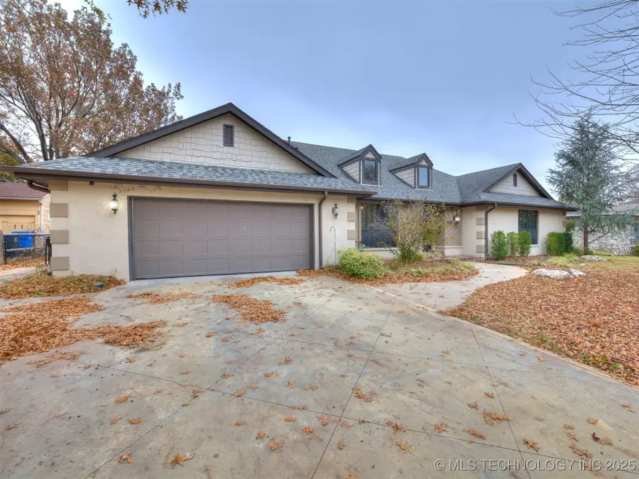 517 Meadowood Drive, Broken Arrow, OK 74011 - Image #2