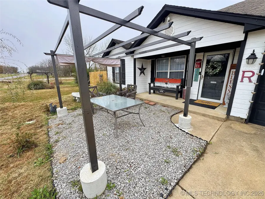 1208 S Polk Avenue, Wagoner, OK 74467 - Image #3