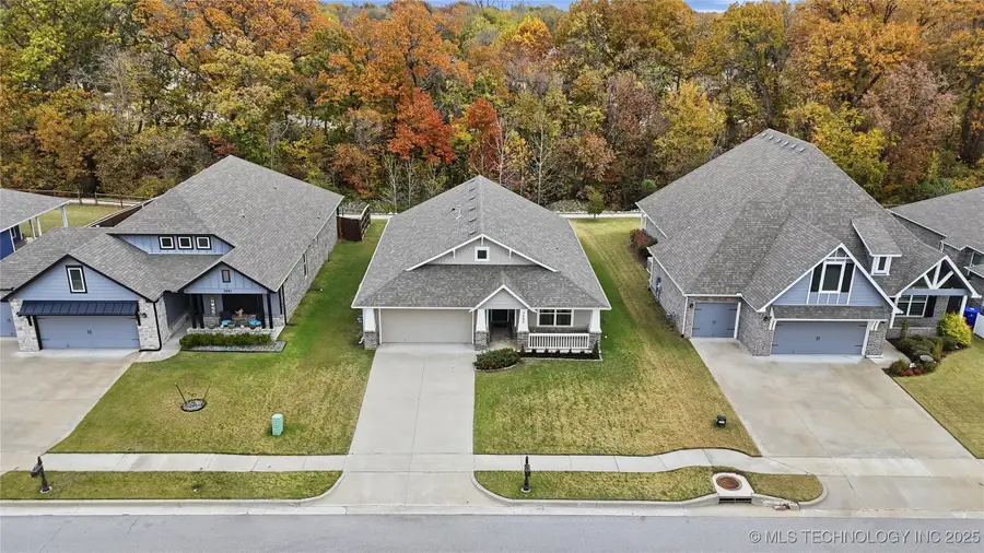 7505 S Walnut Avenue, Broken Arrow, OK 74011 - Image #2