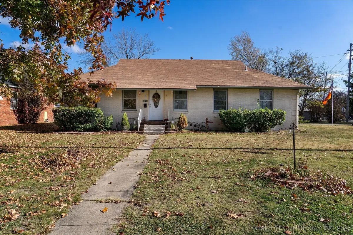 400 East Street Nw, Miami, OK 74354 - Image #1