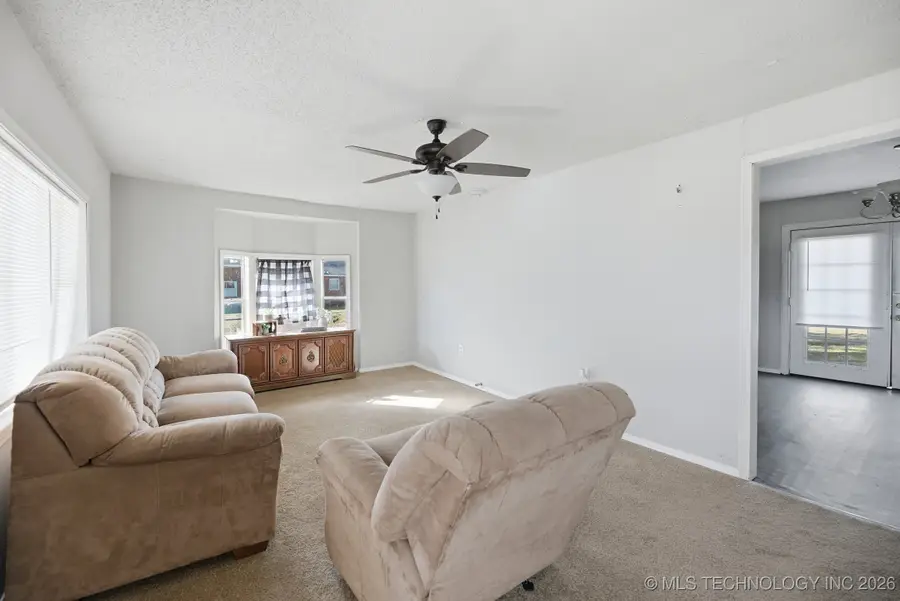 219 SE 1st Street, Checotah, OK 74426 - Image #3