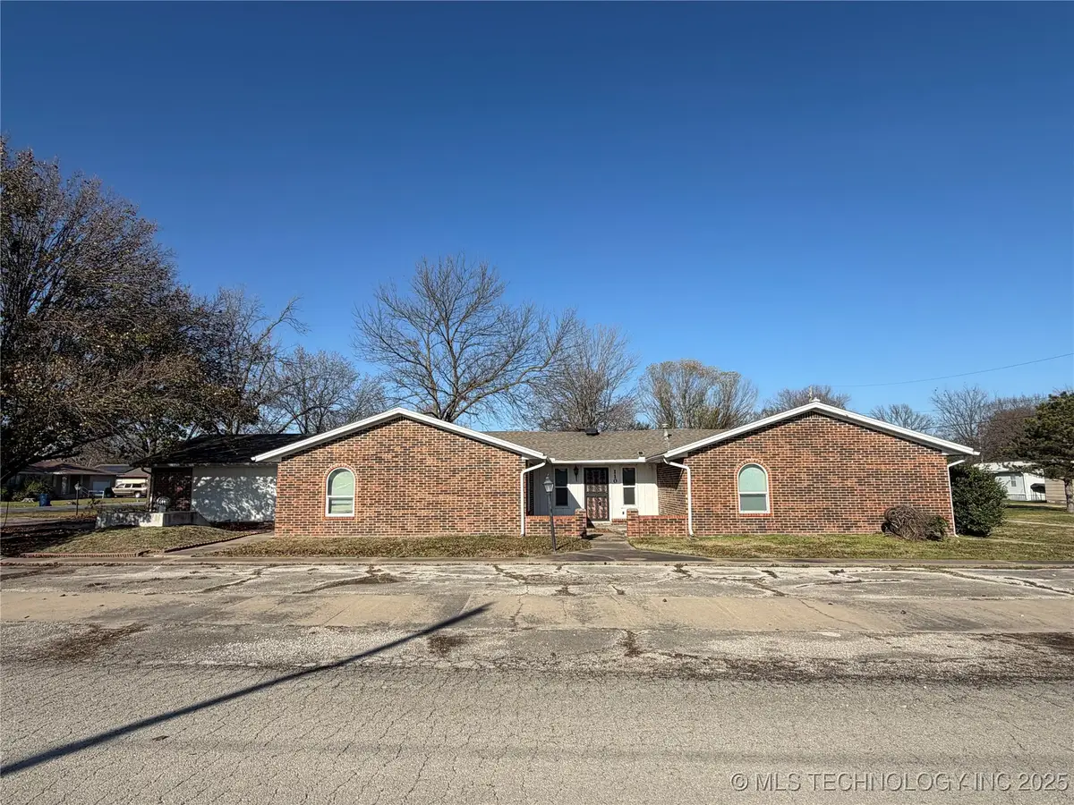 110 W 8th Street, South Coffeyville, OK 74072 - Image #1