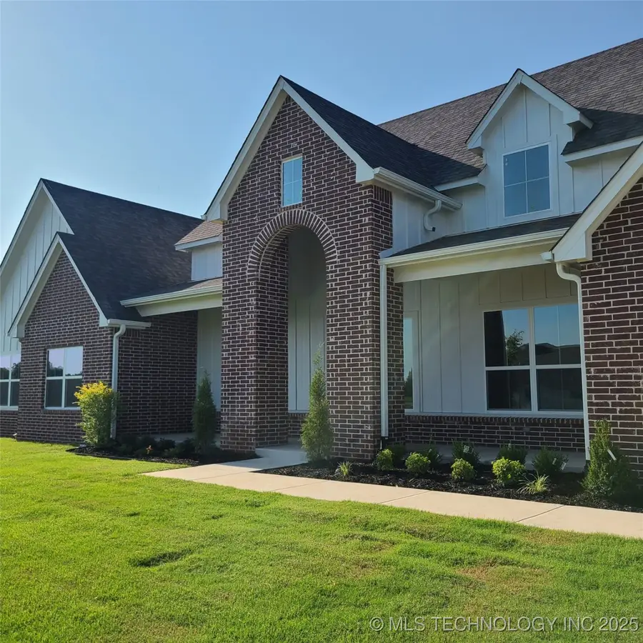 31820 E Two Socks Drive, Broken Arrow, OK 74014 - #2