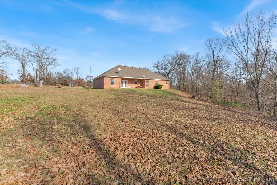 468086 E 648, Watts, OK 74964 - Image #3