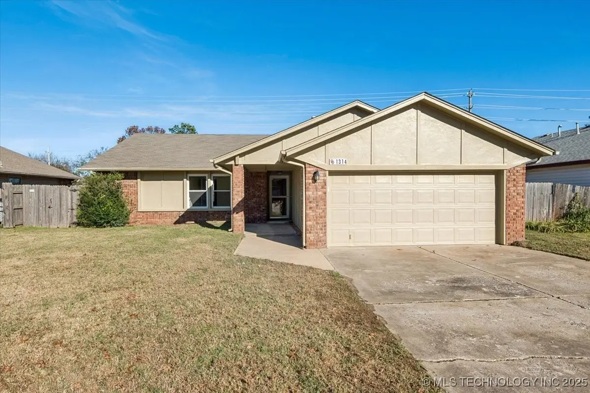 1314 W Orlando Street, Broken Arrow, OK 74011 - Image #1