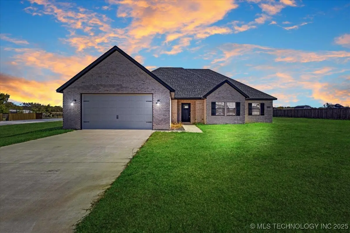 327 Wilson Parkway, Durant, OK 74701 - Image #1