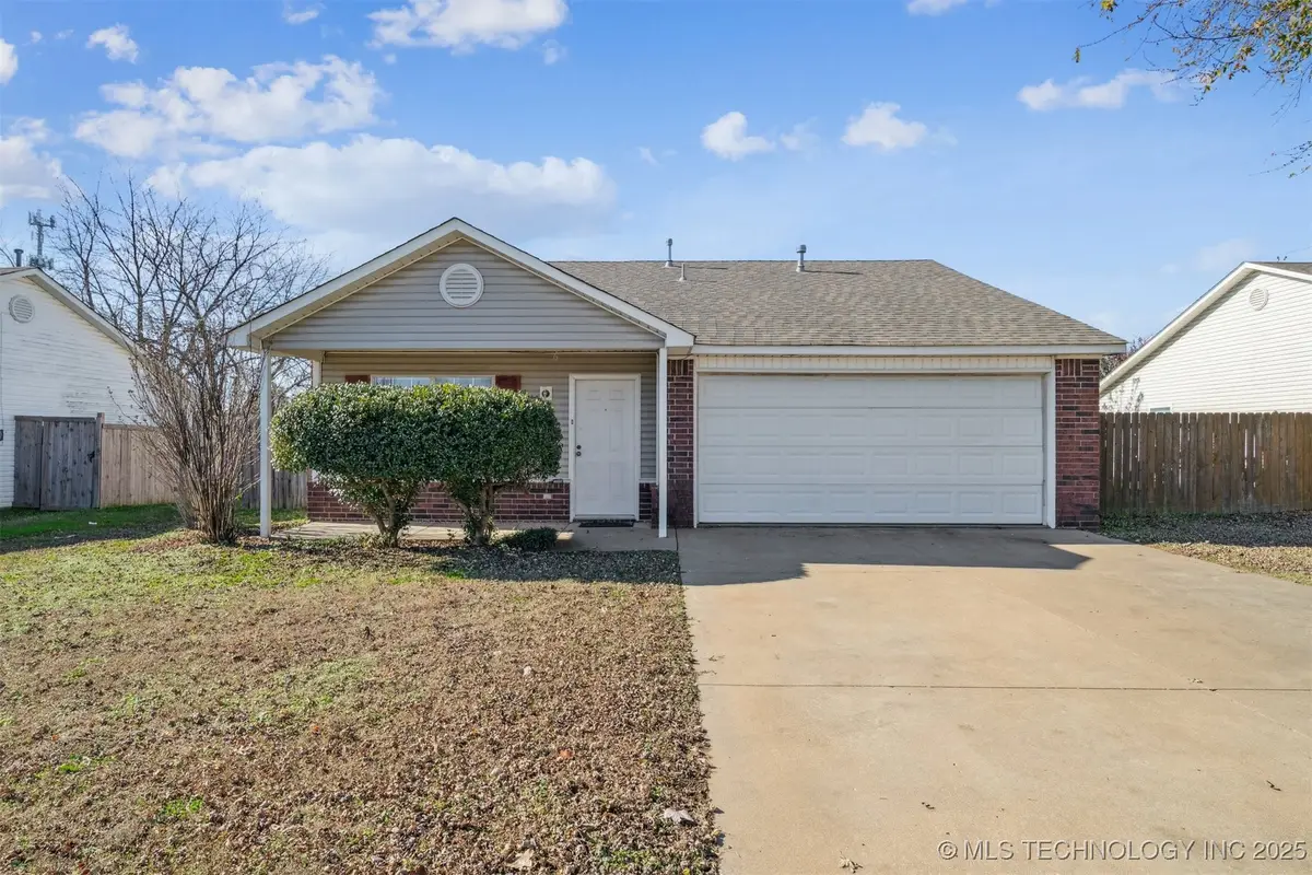 1921 Bristol Road, Claremore, OK 74017 - #1