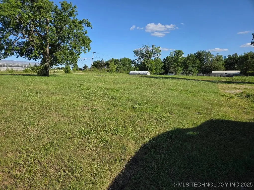 5104 S 85th West Avenue W, Tulsa, OK 74107 - #1