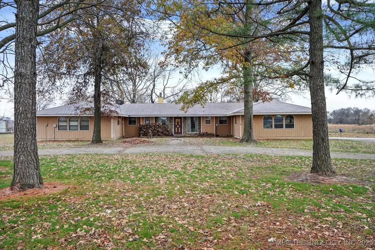 20220 E 700 Road, Wagoner, OK 74467 - Image #1