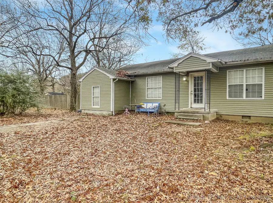 1304 Summit Street, Muskogee, OK 74403 - Image #3