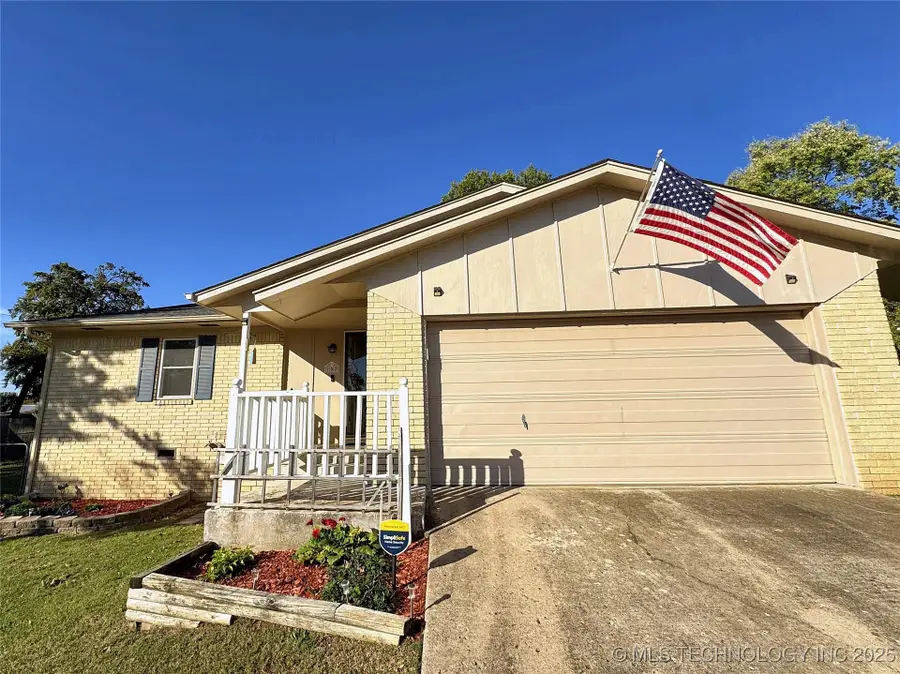 902 S Owens Avenue, Tahlequah, OK 74464 - Image #2