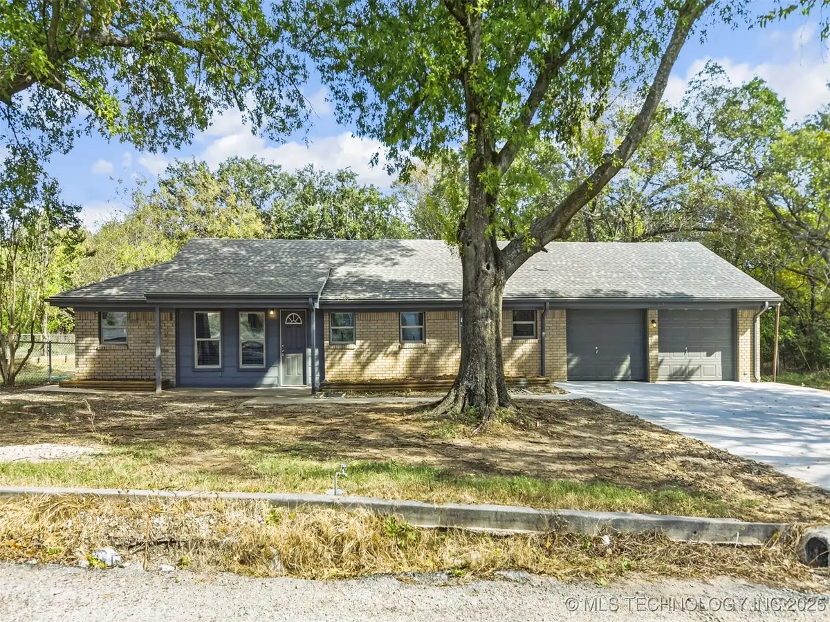 243 Orchard, Lone Grove, OK 73443 - Image #1