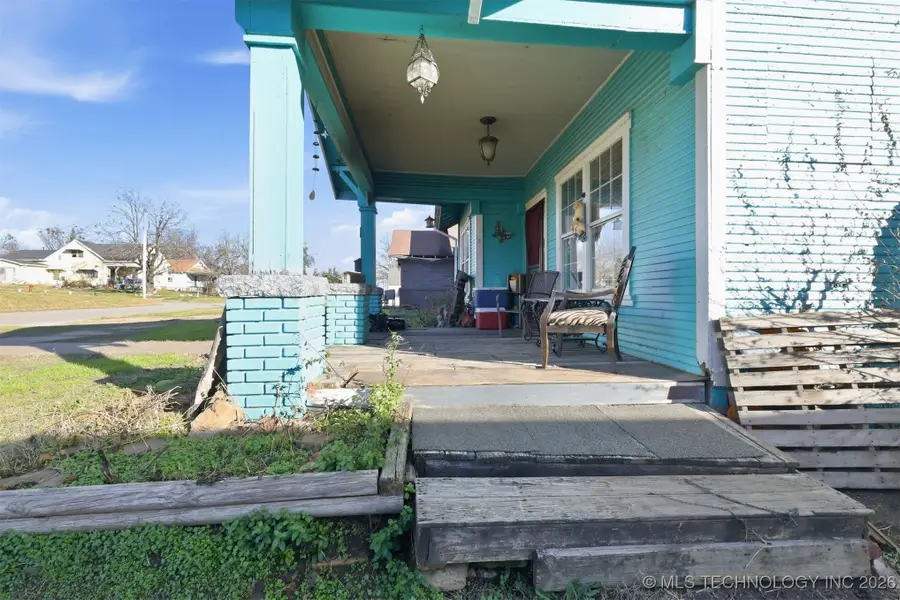 303 W Cummings Street, Henryetta, OK 74437 - Image #3