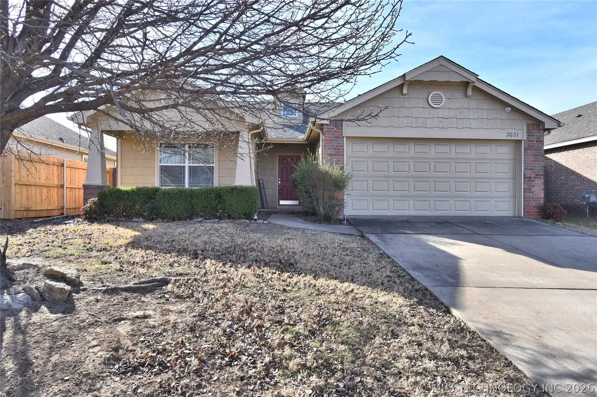 2021 E Concord Street, Broken Arrow, OK 74012 - #1