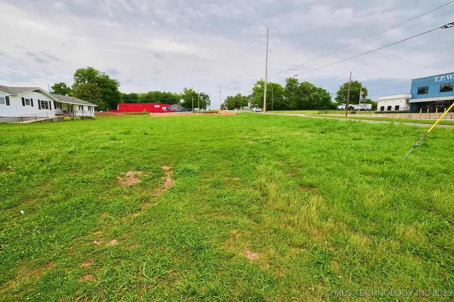 W Choctaw Street, Tahlequah, OK 74464 - Image #3