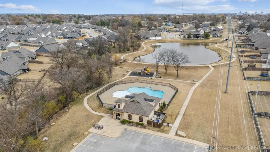 10106 S 228th East Avenue, Broken Arrow, OK 74014 - Image #3