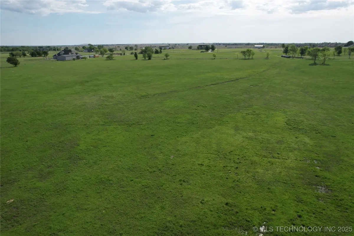 601 N Madison Boulevard, Bartlesville, OK 74006 - Image #1