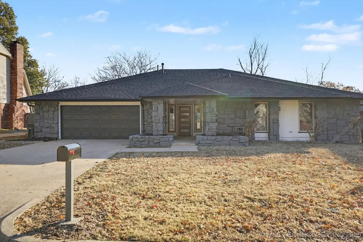 6803 S 77th East Avenue, Tulsa, OK 74133 - Image #1
