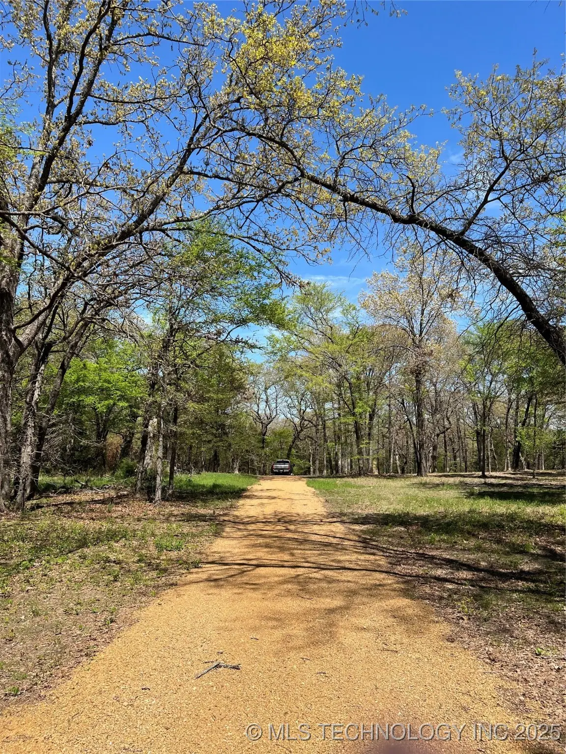 1427 W Easy Street Street, Tishomingo, OK 73460 - Image #1