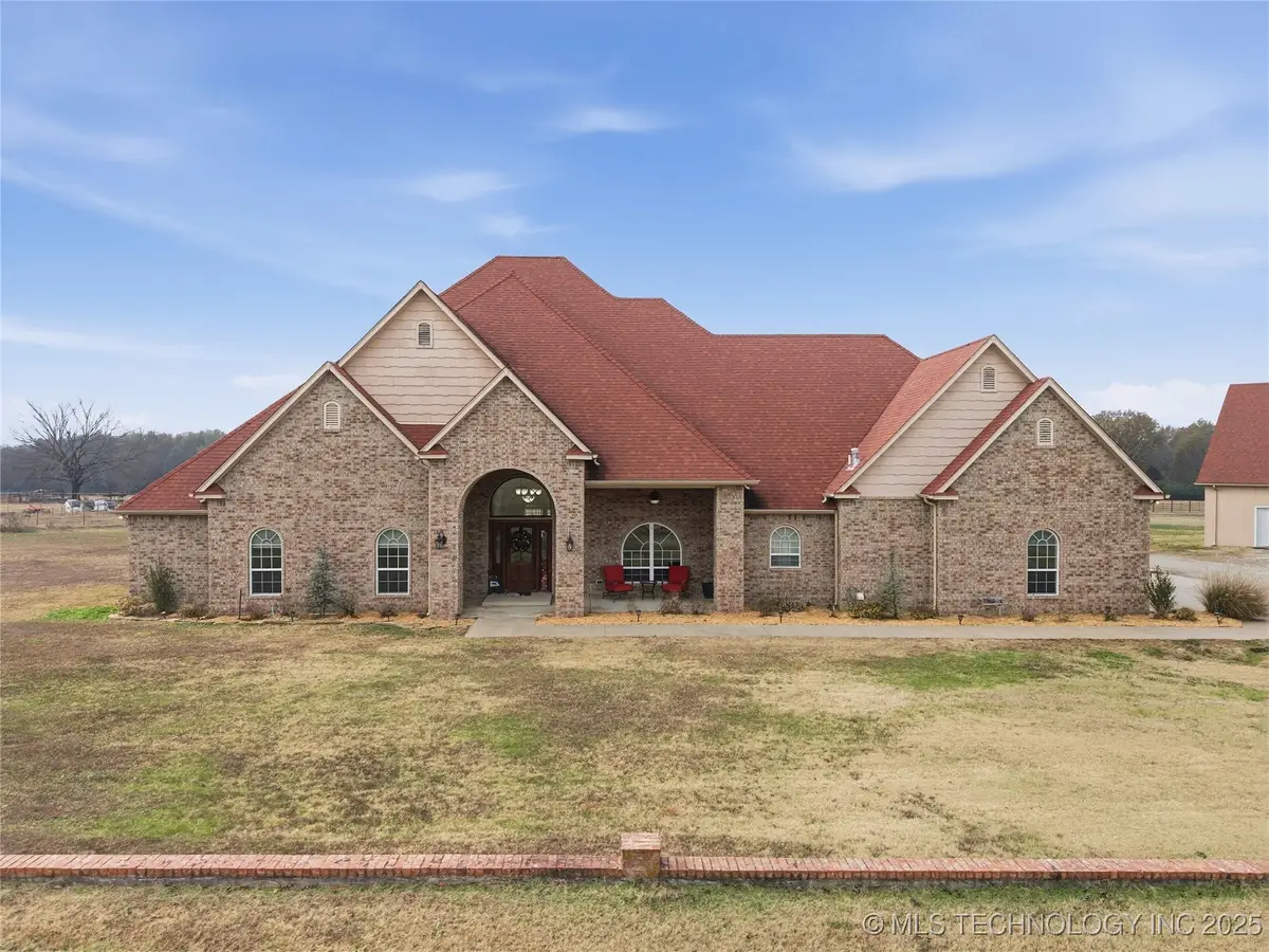 27318 E 758 Road, Wagoner, OK 74467 - Image #1