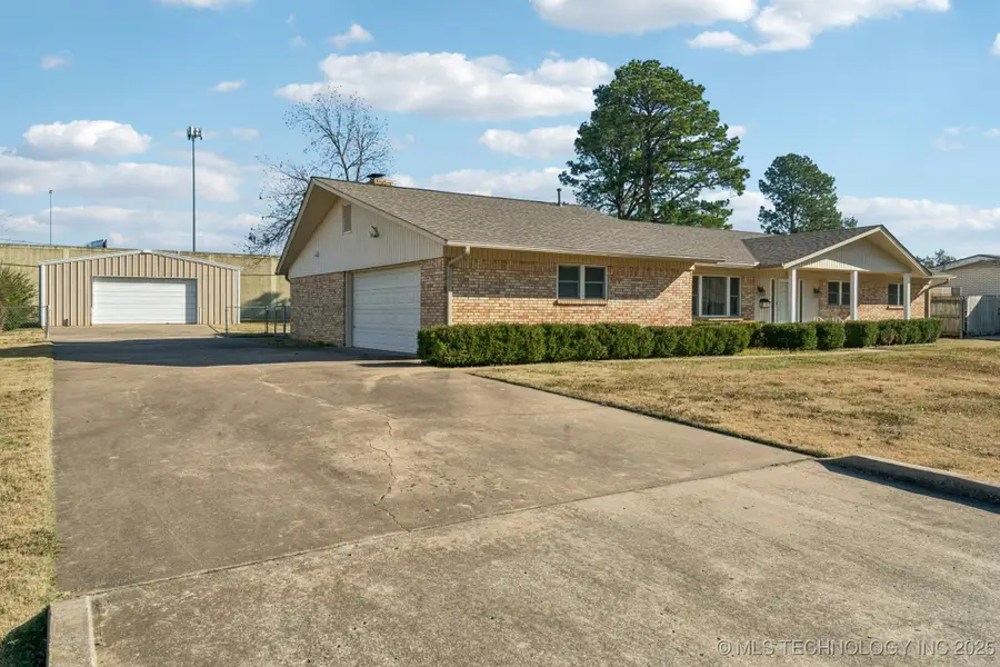1221 S 105th East Avenue, Tulsa, OK 74128 - Image #2