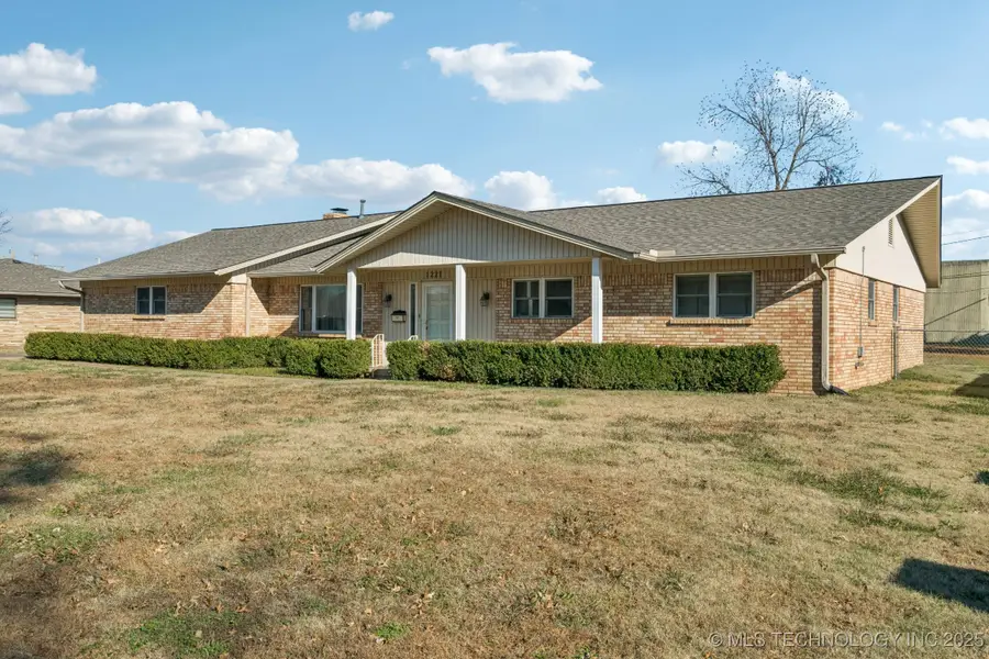 1221 S 105th East Avenue, Tulsa, OK 74128 - Image #3