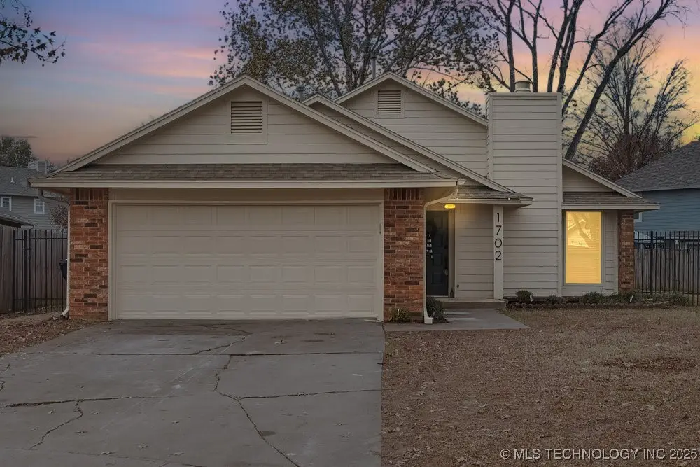 1702 S Aster Court, Broken Arrow, OK 74012 - Image #1