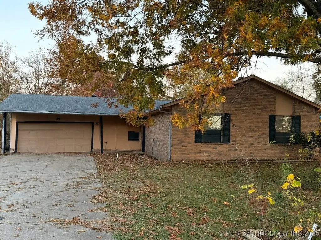 3217 S 211th East Avenue, Broken Arrow, OK 74014 - Image #1