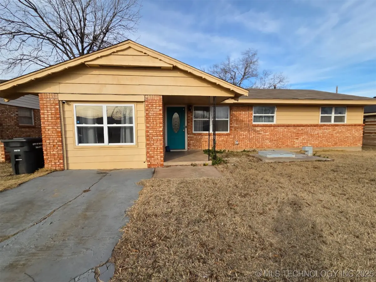 905 SW 4th Place, Moore, OK 73160 - Image #1