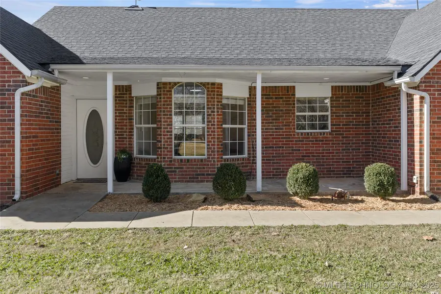 282 Country Estates Drive, Springer, OK 73458 - Image #3