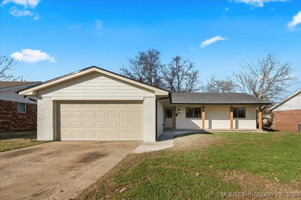 6915 E 18th Street, Tulsa, OK 74112 - Image #1