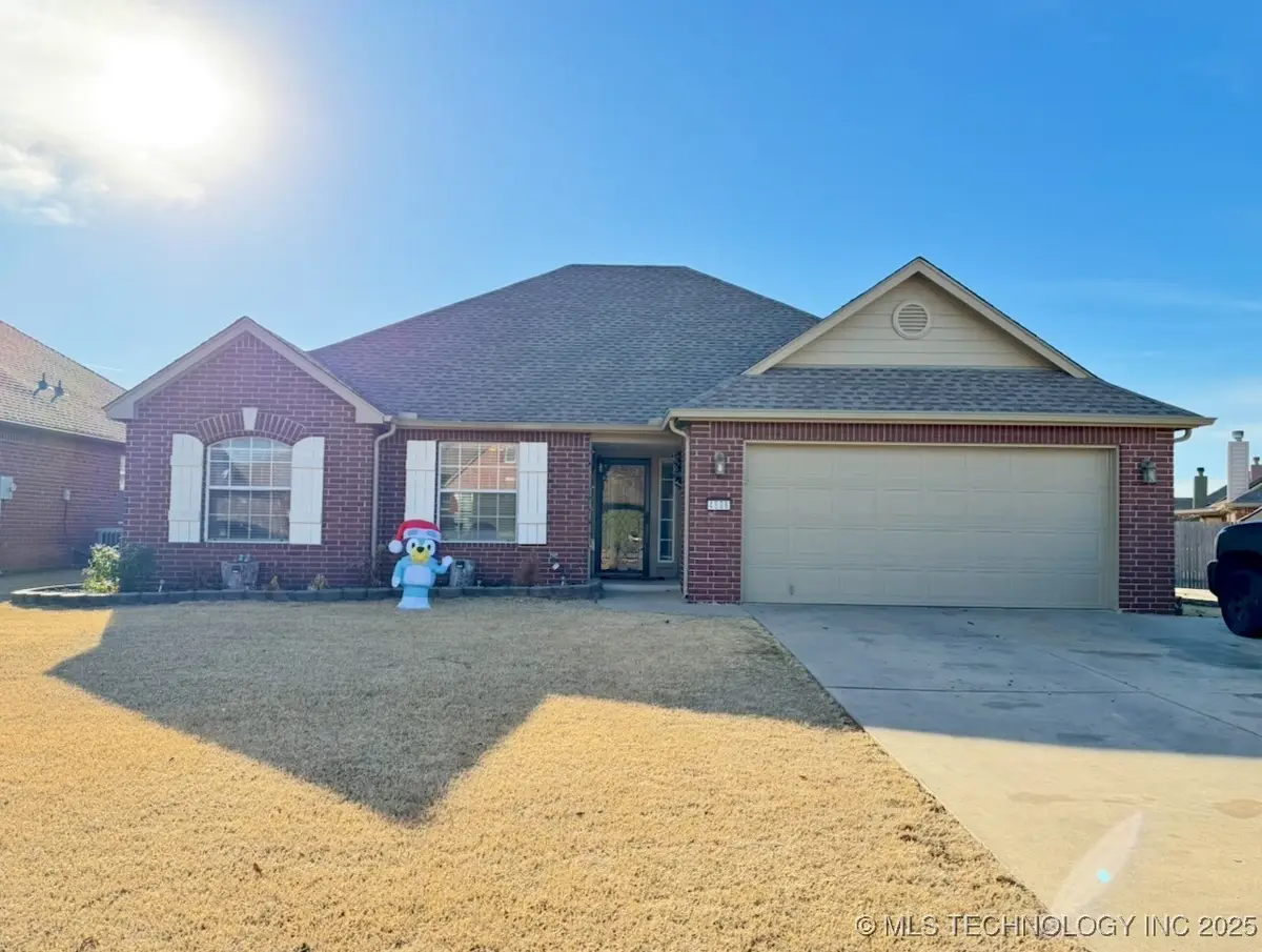 4906 S 195th East Avenue, Broken Arrow, OK 74014 - Image #1