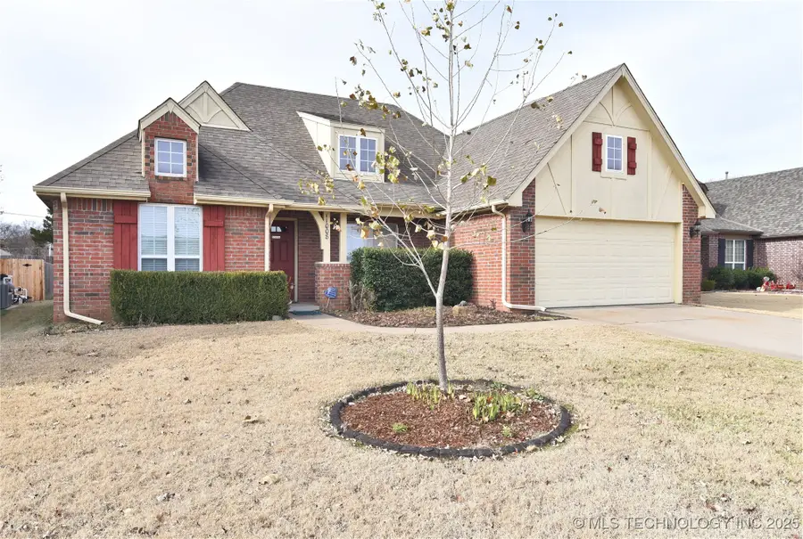 11008 S Olmstead Street W, Jenks, OK 74037 - Image #2