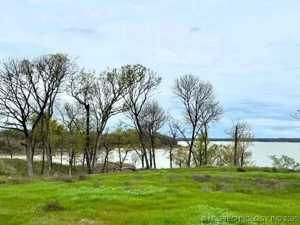 12587 Reflection Pointe Drive, Kingston, OK 73439