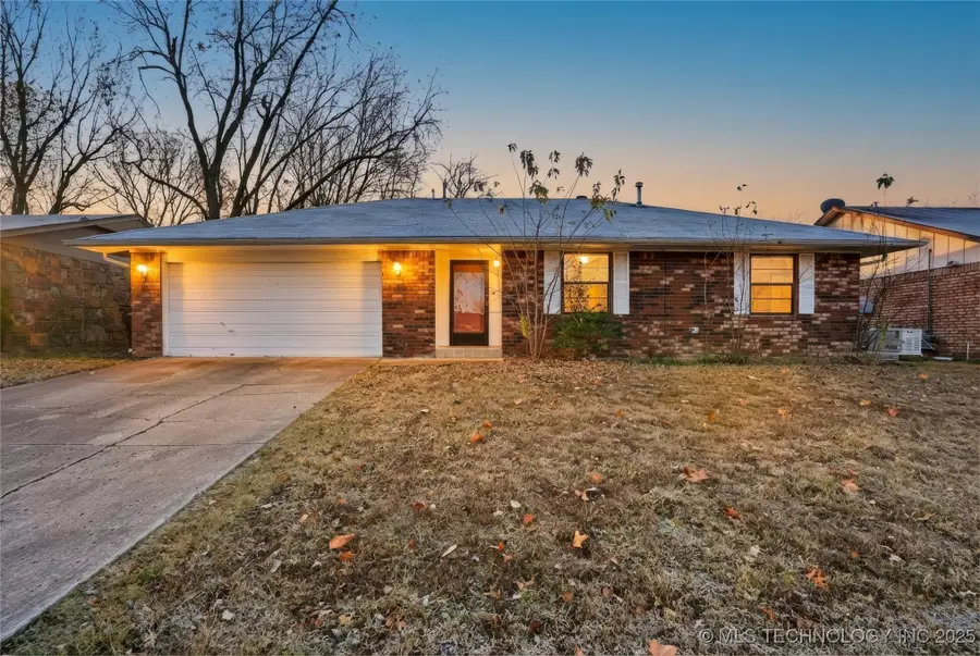 109 W Austin Street, Broken Arrow, OK 74011 - Image #2