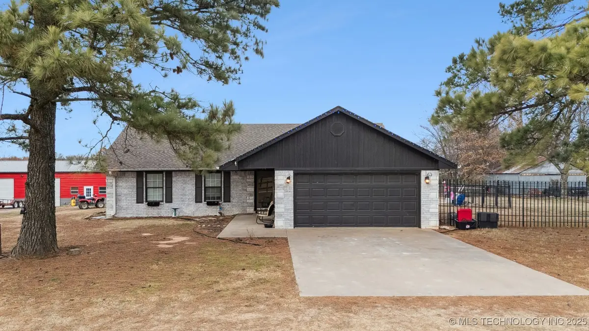 4562 W 95th Street N, Porter, OK 74454 - Image #1