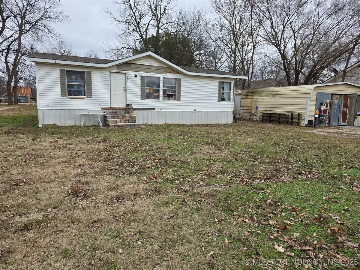 1004 Blue Hawk Road, Pawnee, OK 74058 - Image #1