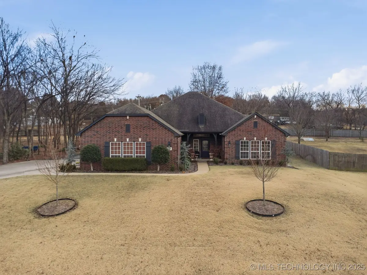 12574 Kathy Lane, Glenpool, OK 74033 - Image #1