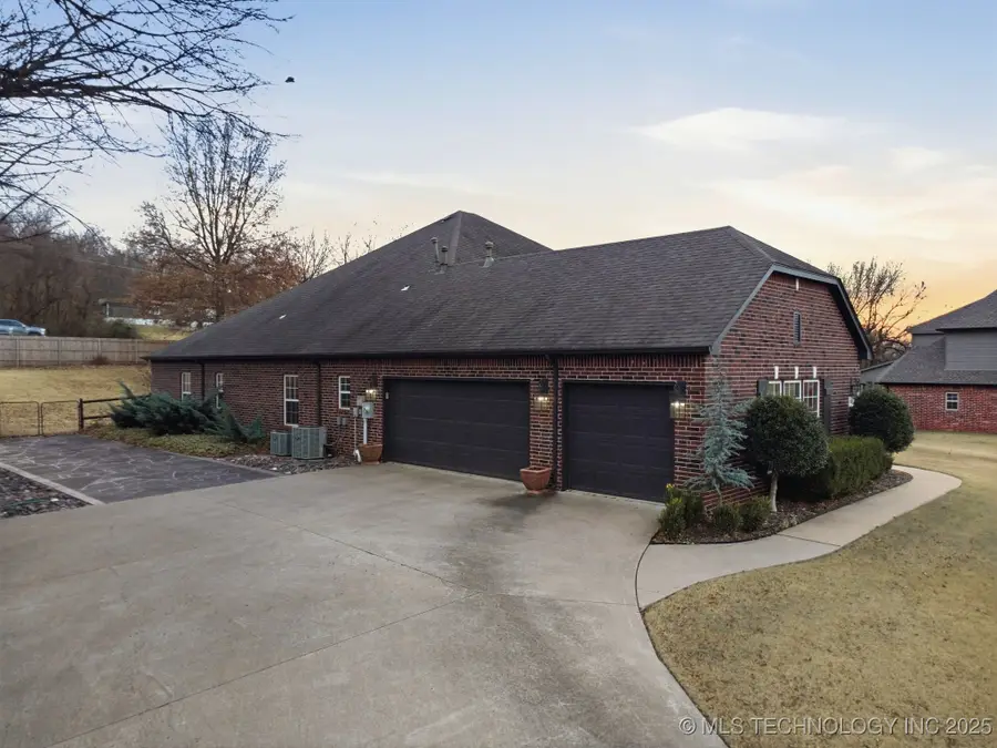12574 Kathy Lane, Glenpool, OK 74033 - Image #2
