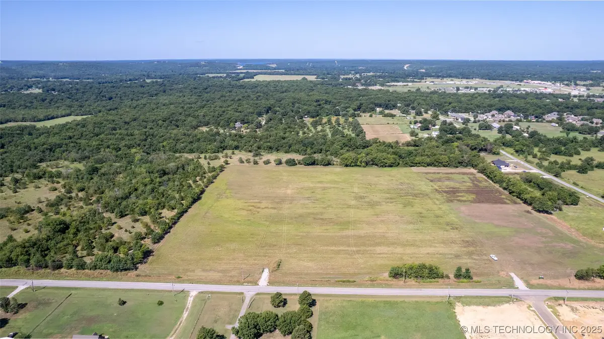 910 SE Lenapah Street, Skiatook, OK 74070 - Image #1