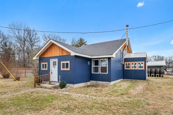 19037 County Road 502, Colcord, OK 74338