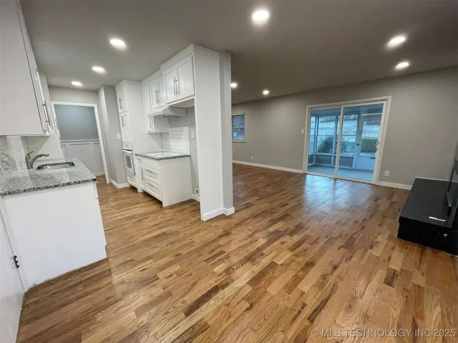 1016 N Cedar Avenue, Sand Springs, OK 74063 - Image #3