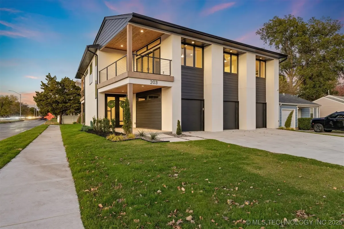203 E 45th Court, Tulsa, OK 74105 - Image #1