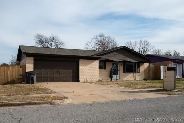 2203 S 124th East Avenue, Tulsa, OK 74129