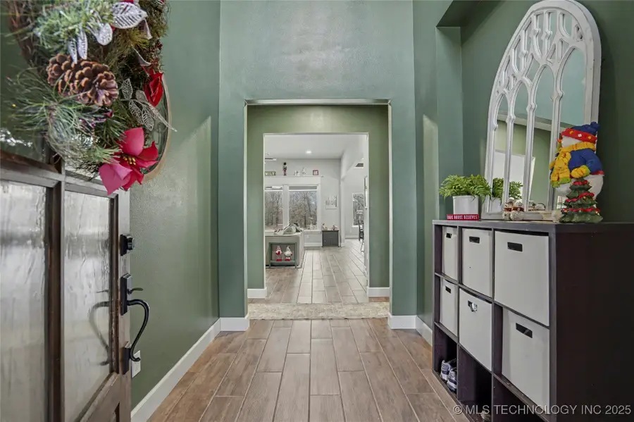 14219 S 241st East Avenue, Coweta, OK 74429 - Image #2